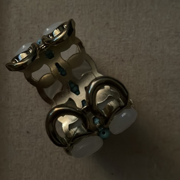 White and Turquoise Stone Bracelet - Picture 3 of 3